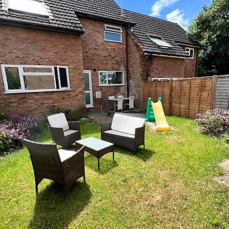 Villa Modern House In The Heart Of The Lutterworth Exterior foto