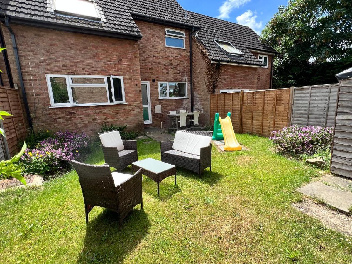 Villa Modern House In The Heart Of The Lutterworth Exterior foto